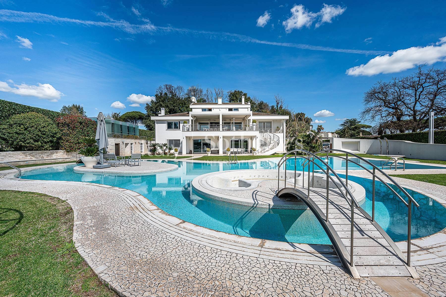 Villa Marina Roma – esterno con piscina privata